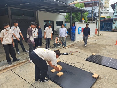 โครงการการพัฒนาหลักสูตรเพื่อพัฒนาสมรรถนะการเป็นผู้ประกอบการด้านเทคโนโลยีรองรับอุตสาหกรรมเป้าหมายของประเทศ หลักสูตรช่างออกแบบและติดตั้งโซล่าเซลล์ กิจกรรมที่ 2