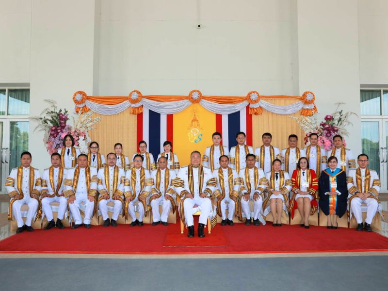 “วันแห่งความภาคภูมิใจ ! บัณฑิตคณะครุศาสตร์อุตสาหกรรม เข้ารับพระราชทานปริญญาบัตร ประจำปีการศึกษา 2567”