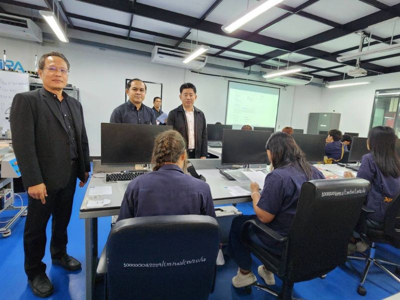 บุคลากร คอ.ร่วมเป็นผู้ทดสอบมาตรฐานฝีมือแรงงานแห่งชาติ สาขาช่างควบคุมด้วยระบบโปรแกรมเมเบิ้ลลอจิกคอนโทรลเลอร์ PLC ระดับ 1