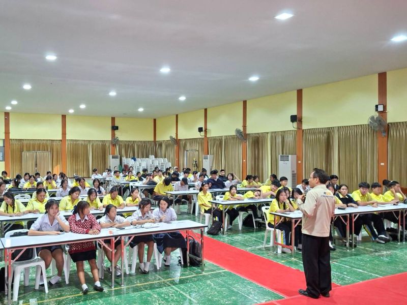 บุคลากร คอ.ออกแนะแนวการศึกษาต่อ ประจำปีการศึกษา 2569 โรงเรียนอู่ทองศึกษาลัย อำเภออู่ทอง จังหวัดสุพรรณบุรี