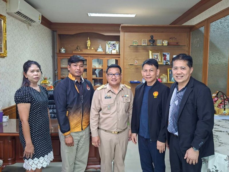 ตัวแทนผู้บริการ คอ. เข้าหารือกับผู้อำนวยการโรงเรียนขาณุวิทยา ในการแนะแนวการศึกษาต่อ ประจำปีการศึกษา 2569