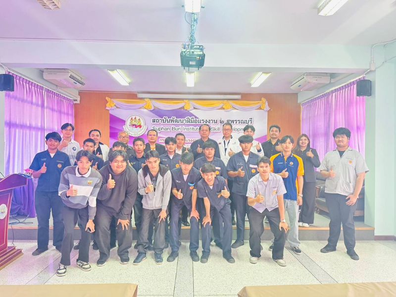 นักศึกษา คอ. เข้าร่วมอบรมหลักสูตรการออกแบบโปรแกรมควบคุมอัตโนมัติและแมคคาทรอนิกส์ - ไฟไนต์สแตตแมชชีน