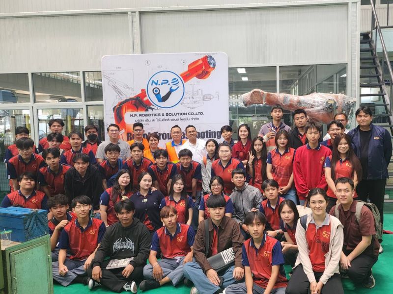 บุคลากร คอ. ร่วมเป็นผู้ทดสอบมาตรฐานฝีมือแรงงาน ให้นักศึกษาวิทยาลัยเทคโนโลยีสยาม (สยามเทค)