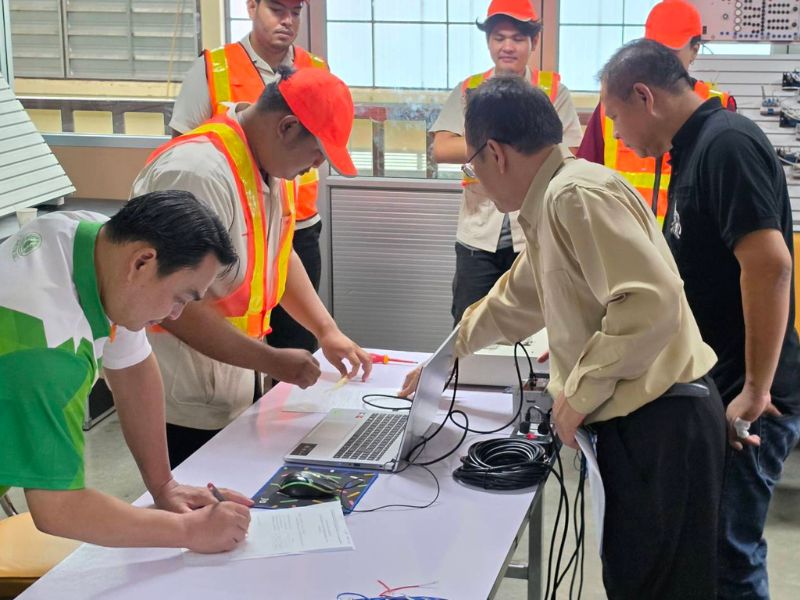โครงการทดสอบสมรรถนะทางวิชาชีพ หลักสูตรอุตสาหกรรมศาสตรบัณฑิต "สาขาวิชาเทคโนโลยีเครื่องกล ศูนย์สุพรรณบุรี"