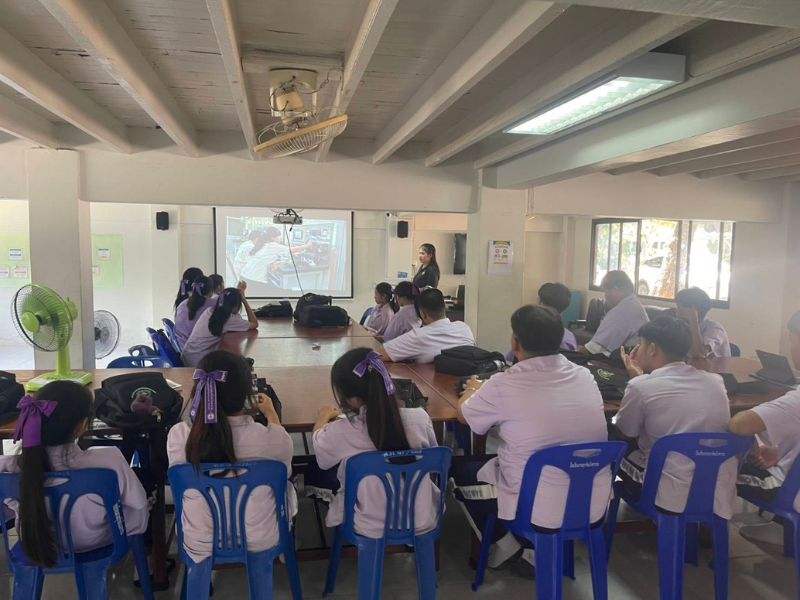 บุคลากร คอ. ออกแนะแนวการศึกษาต่อ ประจำปีการศึกษา 2570 โรงเรียนสามชุกรัตนโภคาราม อำเภอสามชุก จังหวัดสุพรรณบุรี